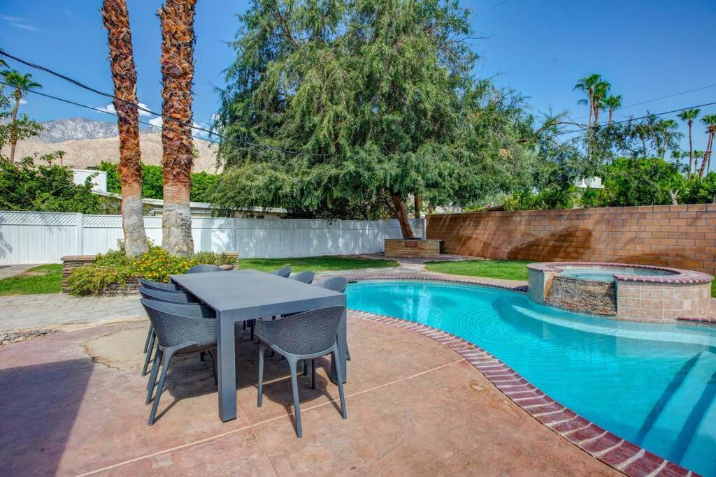 Close To Downtown Ps - Hike, Bike, Swim, Relax Palm Springs Exteriör bild